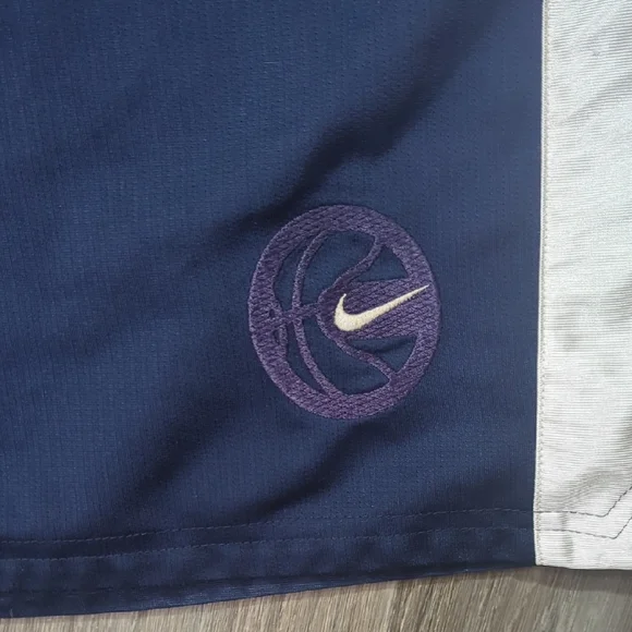 Vintage Basketball Nike Dark Blue Shorts with Light Stripes - Picture 3 of 4